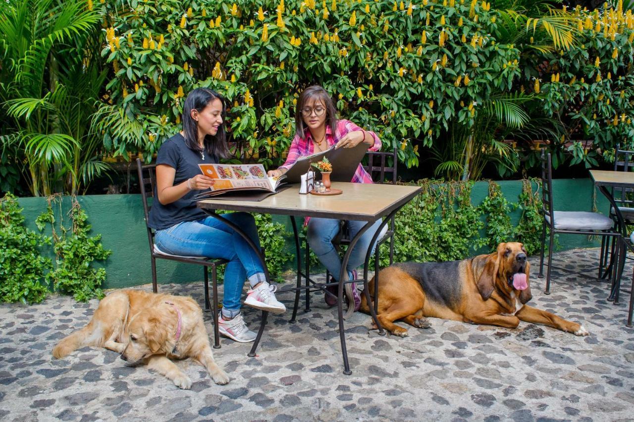 Hotel Convento Santa Catalina By Ahs Antigua ภายนอก รูปภาพ