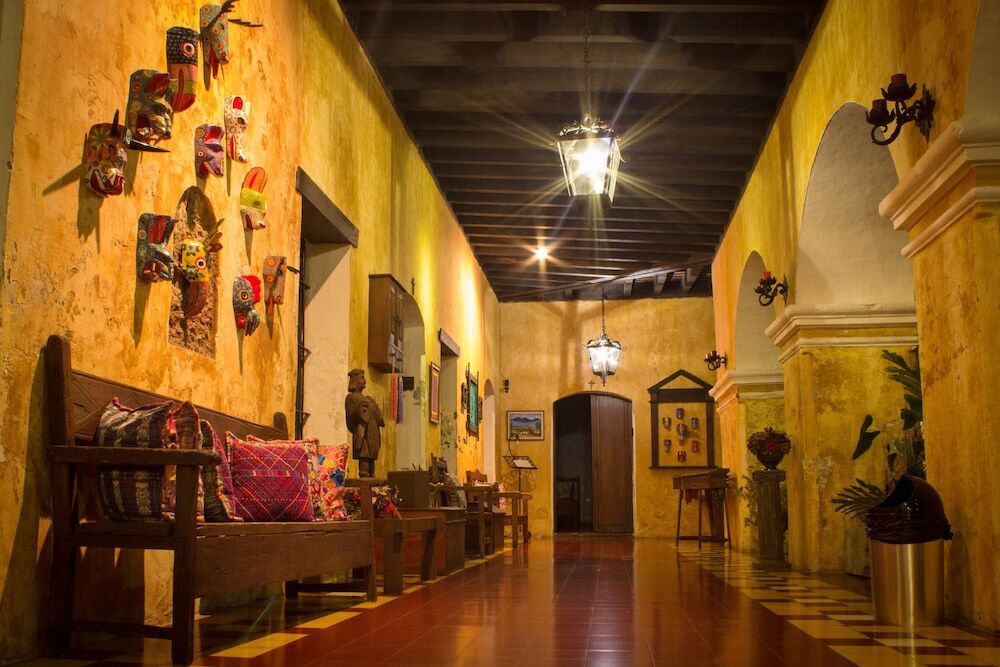 Hotel Convento Santa Catalina By Ahs Antigua ภายนอก รูปภาพ