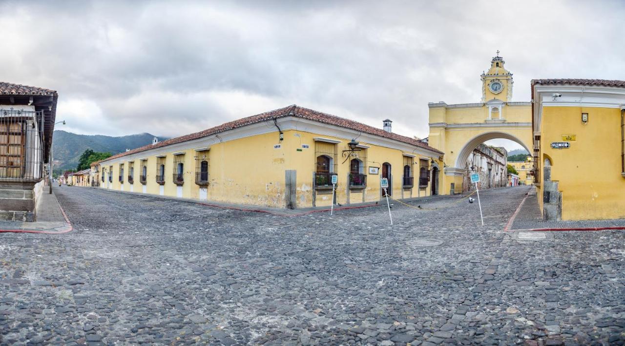 Hotel Convento Santa Catalina By Ahs Antigua ภายนอก รูปภาพ